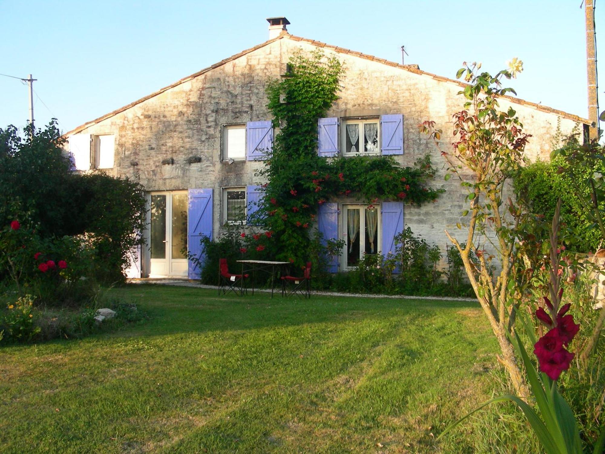 Chambres D'Hotes Entre Niort Et Marais Poitevin Bessines Kültér fotó
